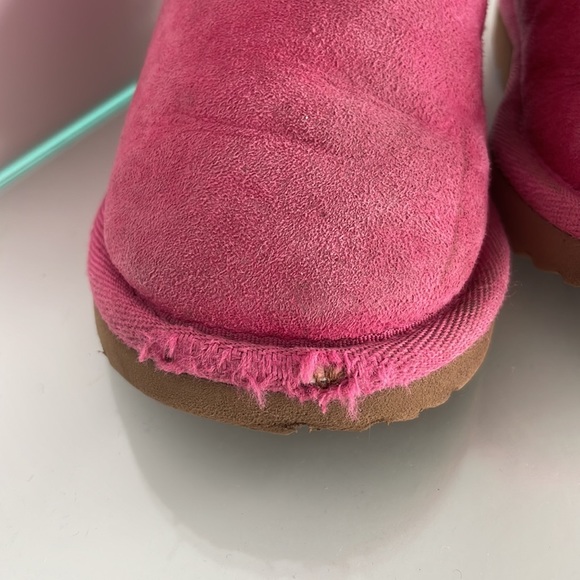 Pink Toddler Uggs - size 7 toddler - Picture 3 of 7